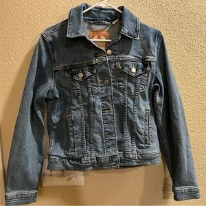 Levi’s Trucker Jacket